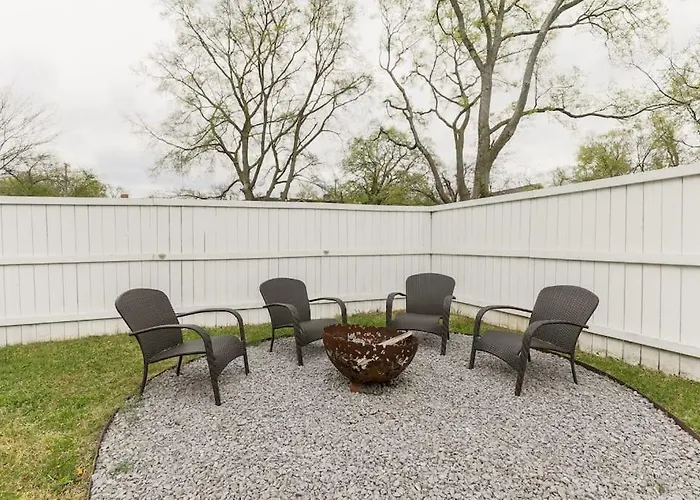 New Amazing 4Br Suite* Hot Tub *2 Mi To Music City